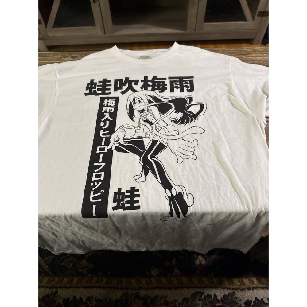 My Hero Academia Men's‎ White Short Sleeve Graphic T-Shirt Large Anime Japan